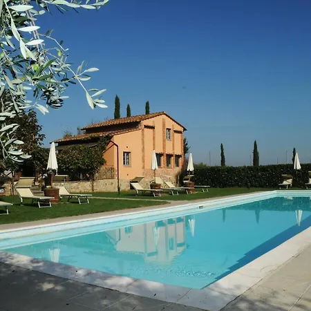 In Castiglione Del Mit Grill- Gemeinsamem Pool Und Terrasse By Interhome * Castiglione del Lago
